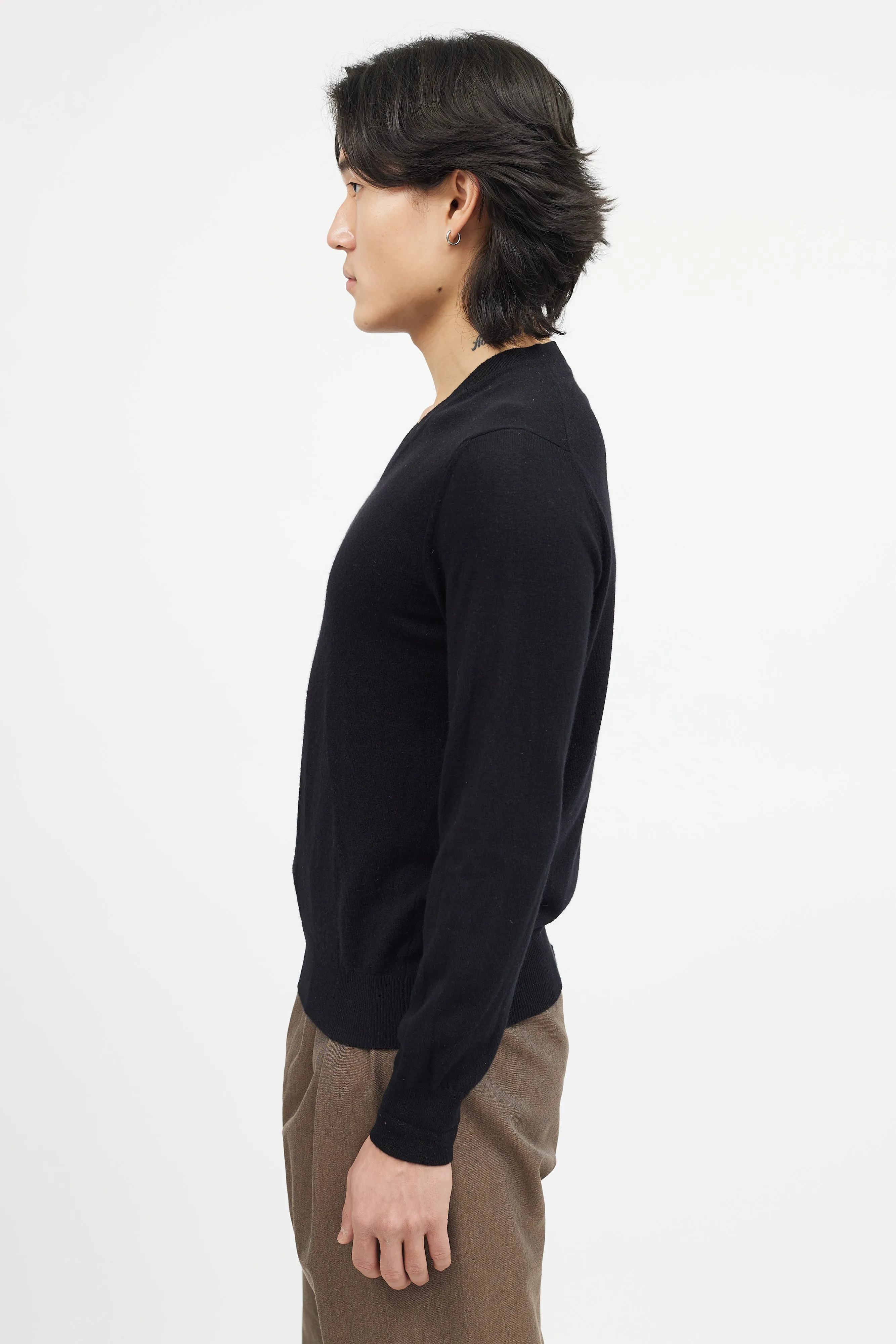 Black Cashmere Knit V-Neck Sweater
