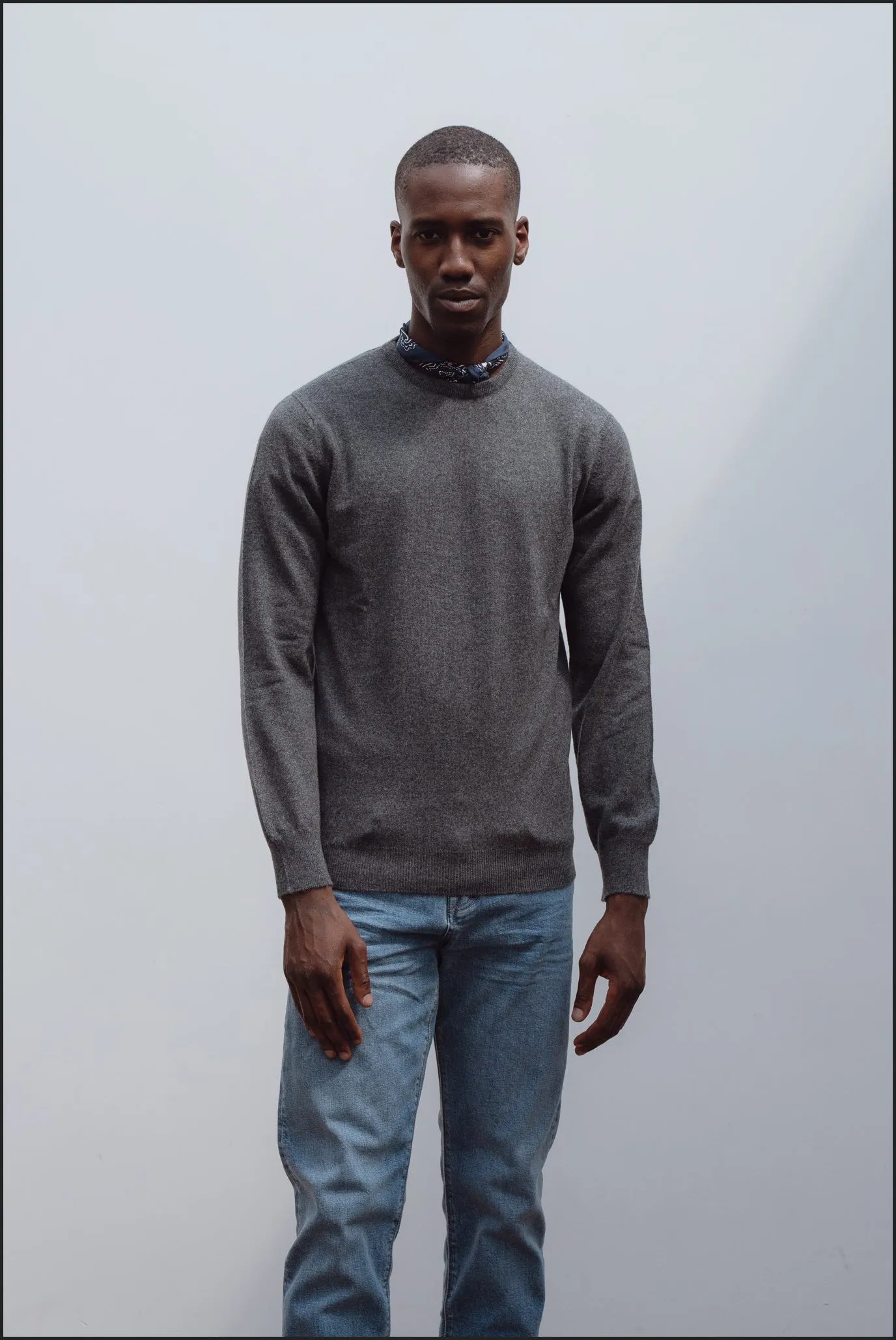 Cashmere crew neck in grey mélange