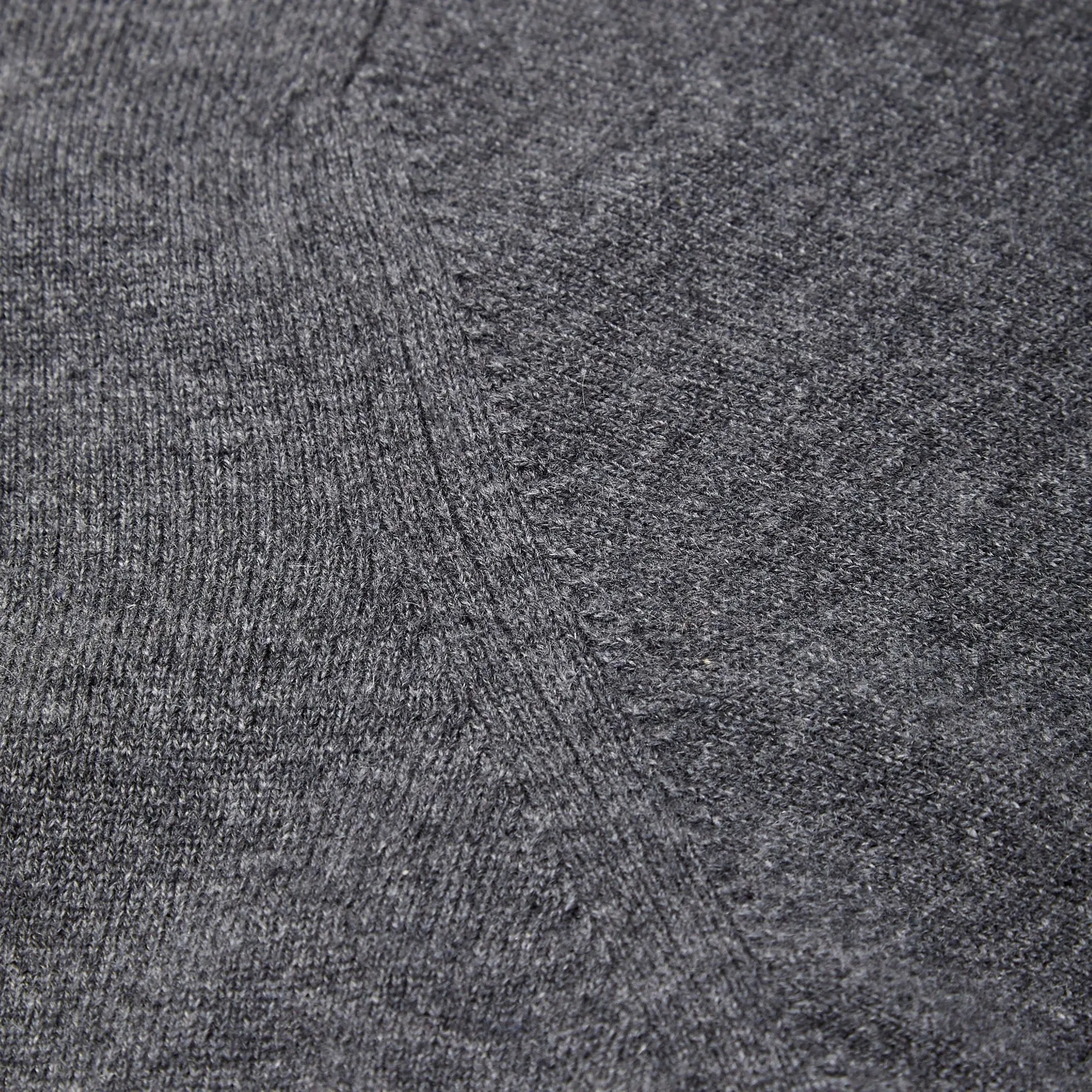 Cashmere crew neck in grey mélange