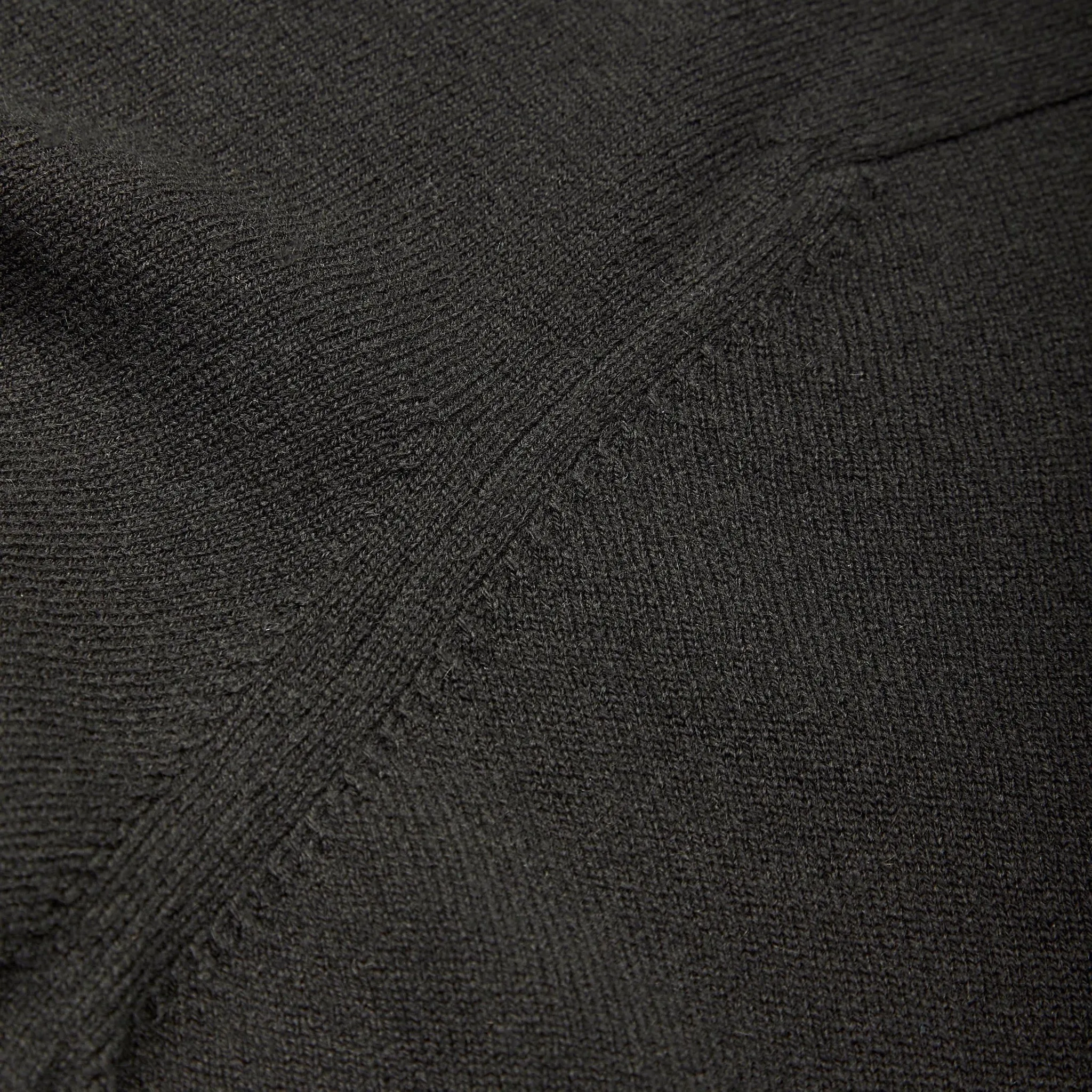 Cashmere polo shirt in dark olive