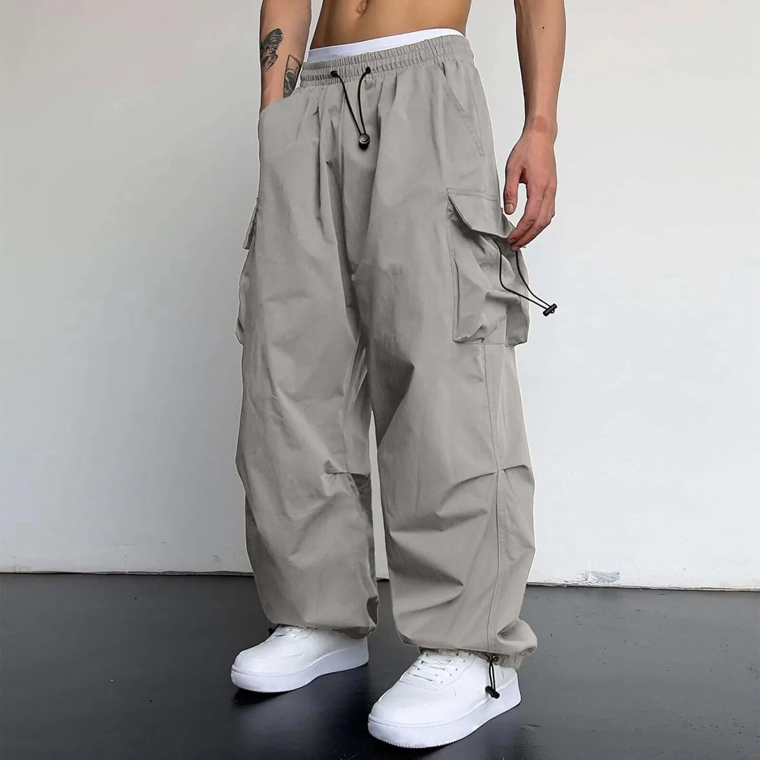 Men's Baggy Cargo Pants Casual Parachute Cargo Pants Elasticated Waist Loose Fit Outdoor Joggers Multi Pockets