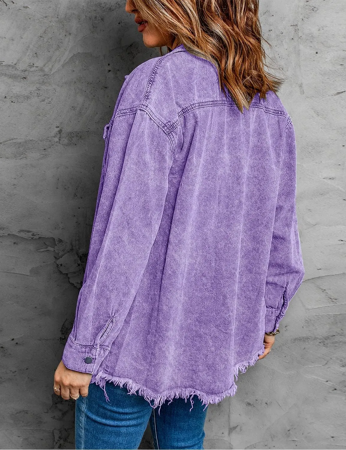 Vetinee Womens Oversized Button Up Frayed Hem Shacket Long Sleeve Pockets Denim Jean Jacket