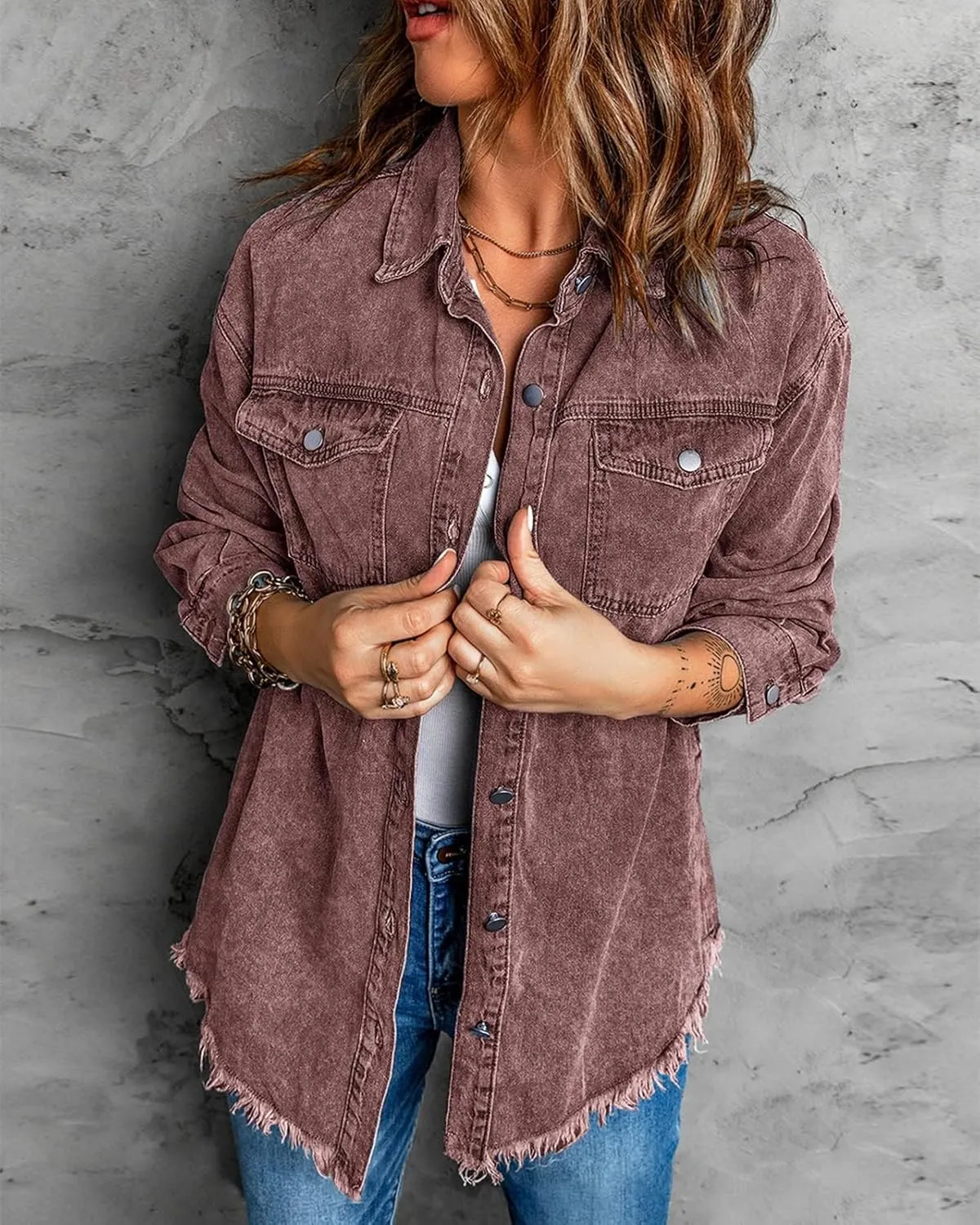 Vetinee Womens Oversized Button Up Frayed Hem Shacket Long Sleeve Pockets Denim Jean Jacket