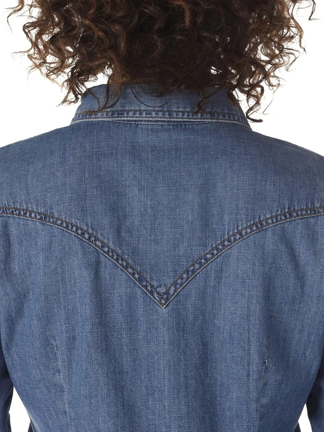 Wrangler Women's Retro Long Sleeve Western Denim Snap Shirt